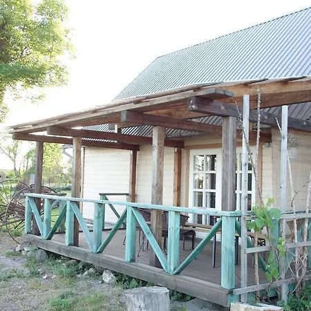 Bed & Breakfast Adu-jaani Kodumajutus 3*