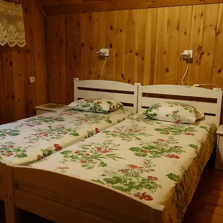 Adu-jaani Kodumajutus Bed & Breakfast 3*